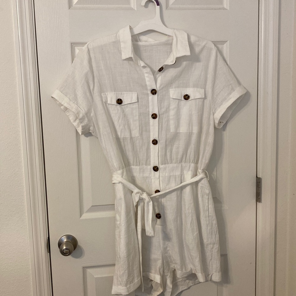 Amazon romper- size XL,